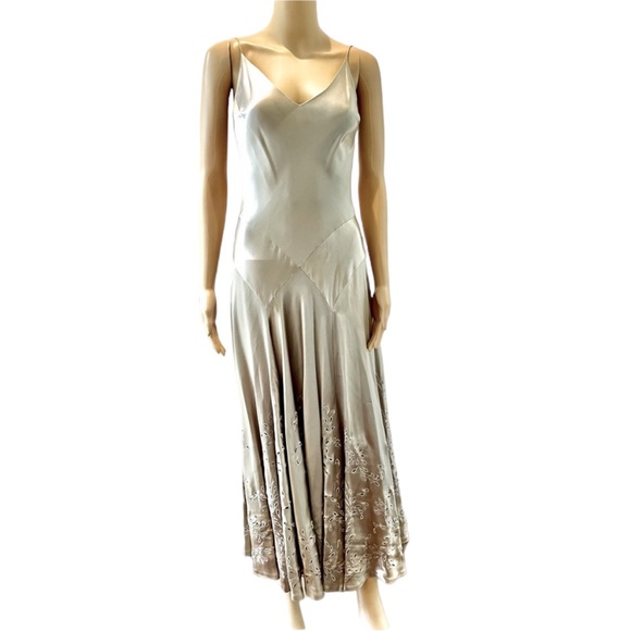 Carmen Marc Valvo Dresses & Skirts - Vintage 90’s CARMEN MARC VALVO Champagne Satin Slinky Perfection A Bias 4